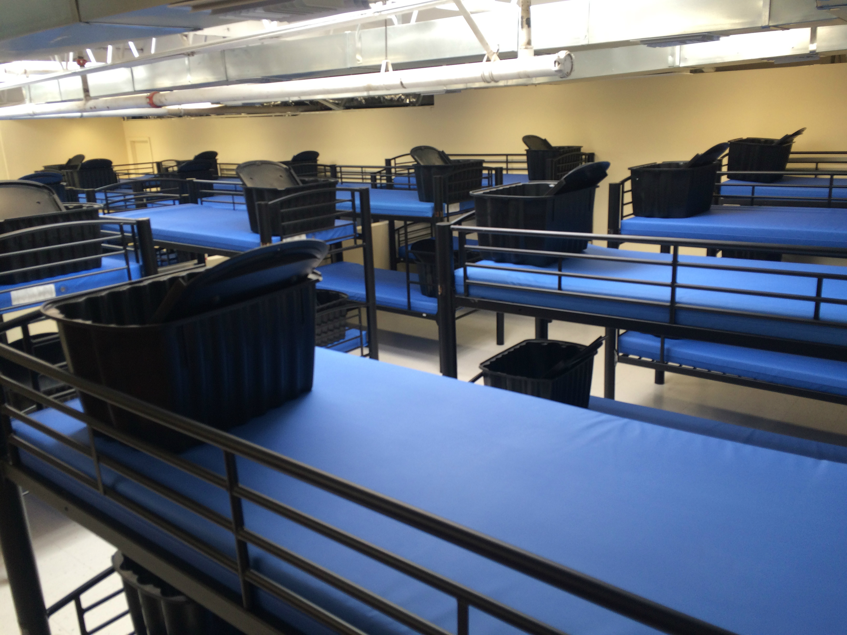 Valley Homeless Shelters Brace For Hot Temperatures KJZZ